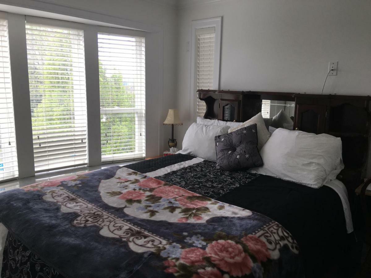 White House Bed And Breakfast 밴쿠버 외부 사진